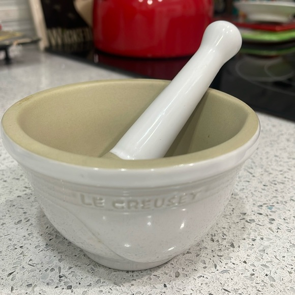 Le Creuset Kitchen Le Creuset White Beige Oz Stoneware Mortar
